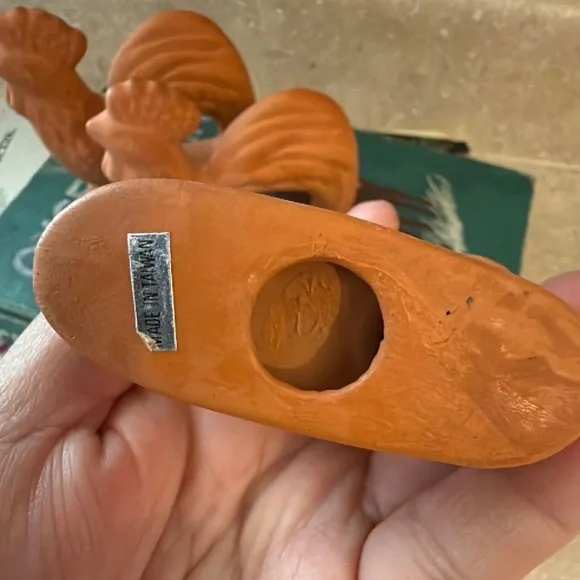 terracotta farmhouse ceramic rooster napkin rings for dining room - Picture 3 of 4